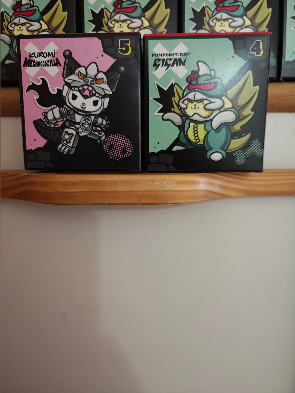 Hello Kitty X Godzilla